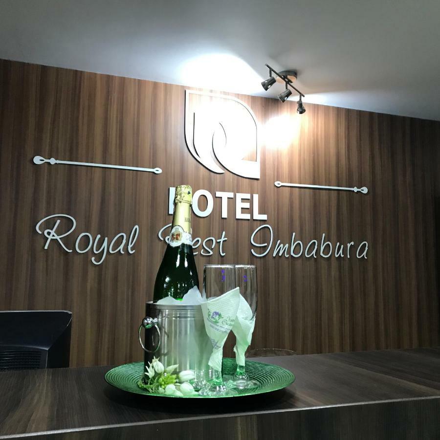 ホテル Royal Rest Imbabura Atuntaqui エクステリア 写真